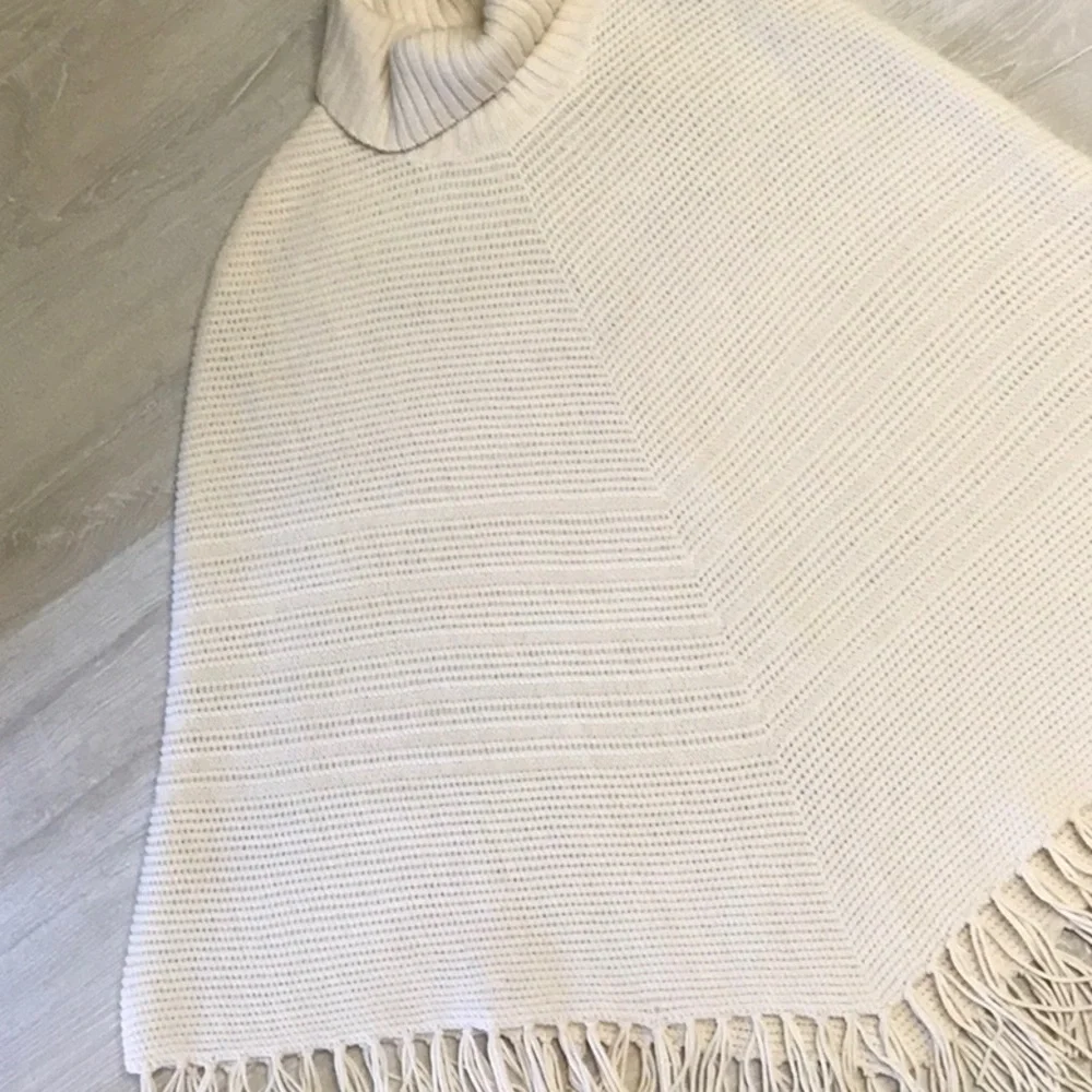 Talbots turtleneck sweater, poncho, cape - Picture 4 of 7